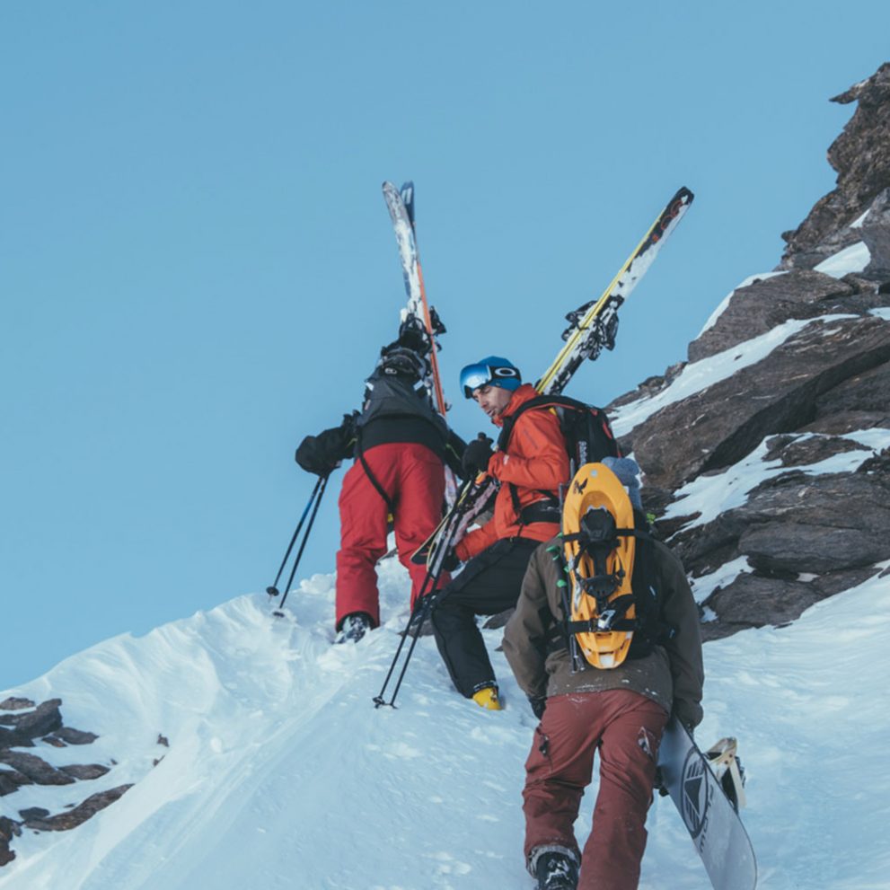 Ever rock climbed in ski gear ? For the advanced riders the local guides will offer more challenging routes.