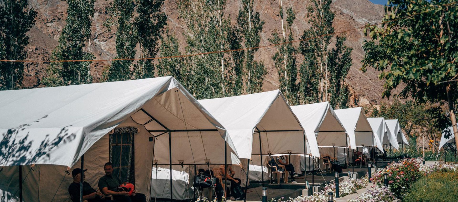 The best way to spend the night is in a glamping style fully equipped tent camp in the heart of the Himalayan mountains.